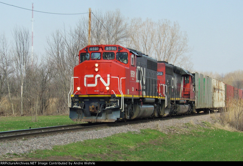 CN 9591 leads the Marinette Sub local L536 to Gteen Bay